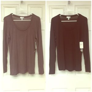 💐2 14th & Union Scoop Neck Long Sleeve Tees